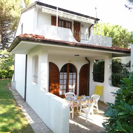 Terraced House With Private Garden In * Bibione