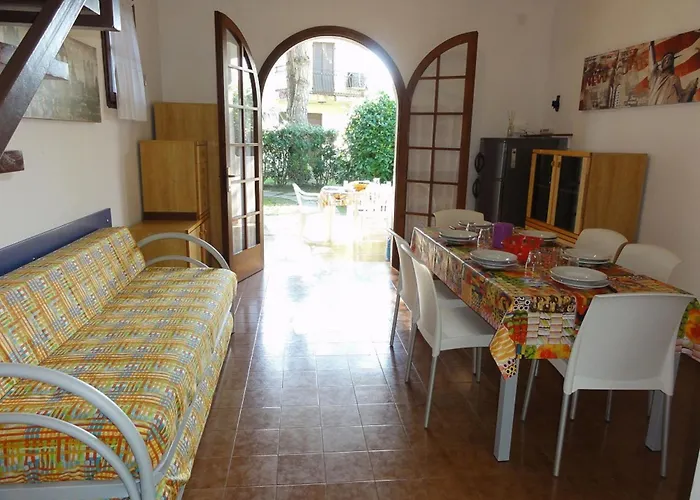 Terraced House With Private Garden In Villa